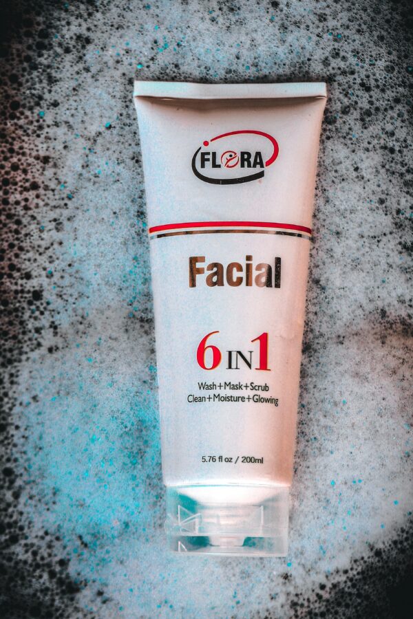 Flora Urgent Facial  6 in 1